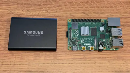Raspberry Pi 4 and Samsung T5 Portable SSD